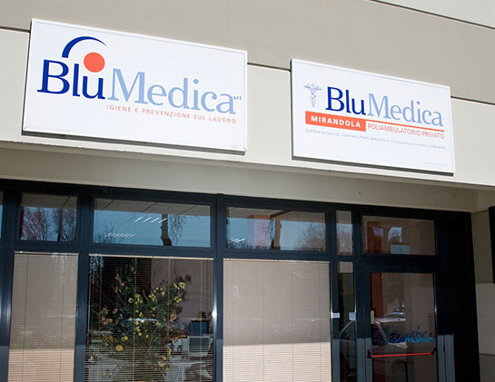 Ingresso del Poliambulatorio BluMedica a Mirandola